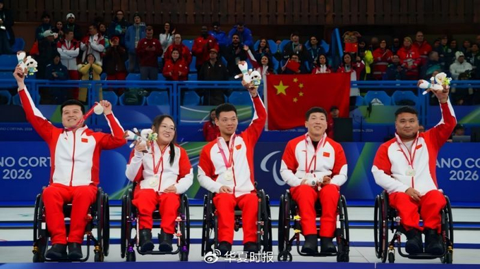 世界杯官方直播软件下载-中国轮椅冰壶队：带着坚守与热爱，再启新征程|岳清爽|AC米兰|冬残奥会|王海涛|陈建新_新浪体育_新浪新闻